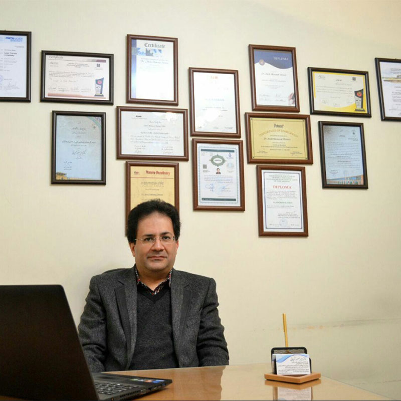 عکس دکتر امیر منصور شیرانی در اصفهان